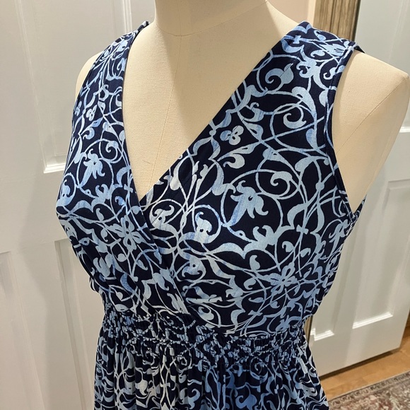 Soma Dress - Picture 2 of 5